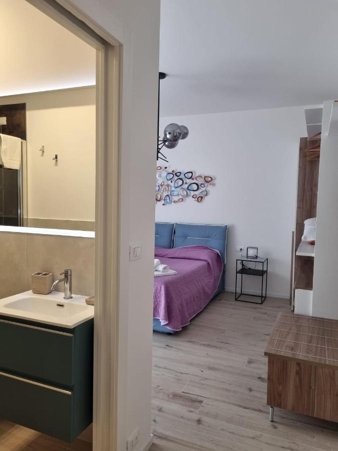 Sea View Apartment With Swimming Pool Lido di Jesolo Exterior photo