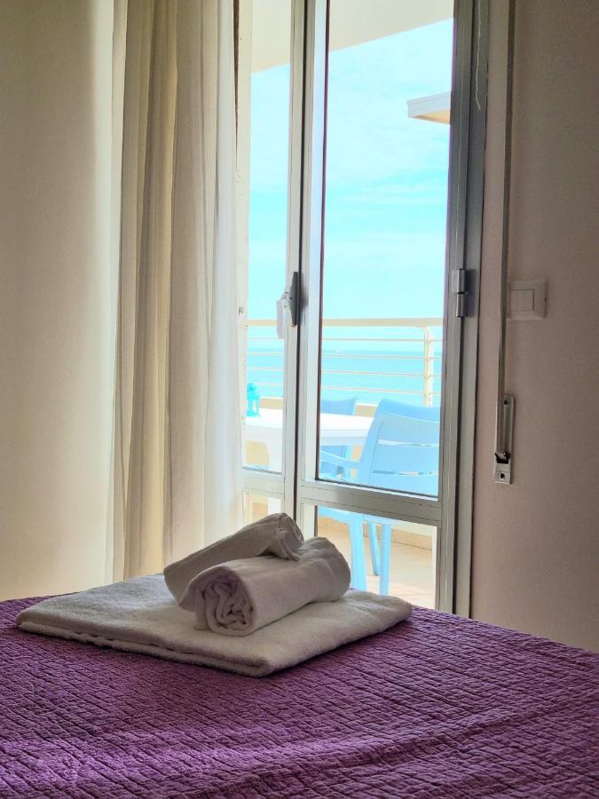 Sea View Apartment With Swimming Pool Lido di Jesolo Exterior photo